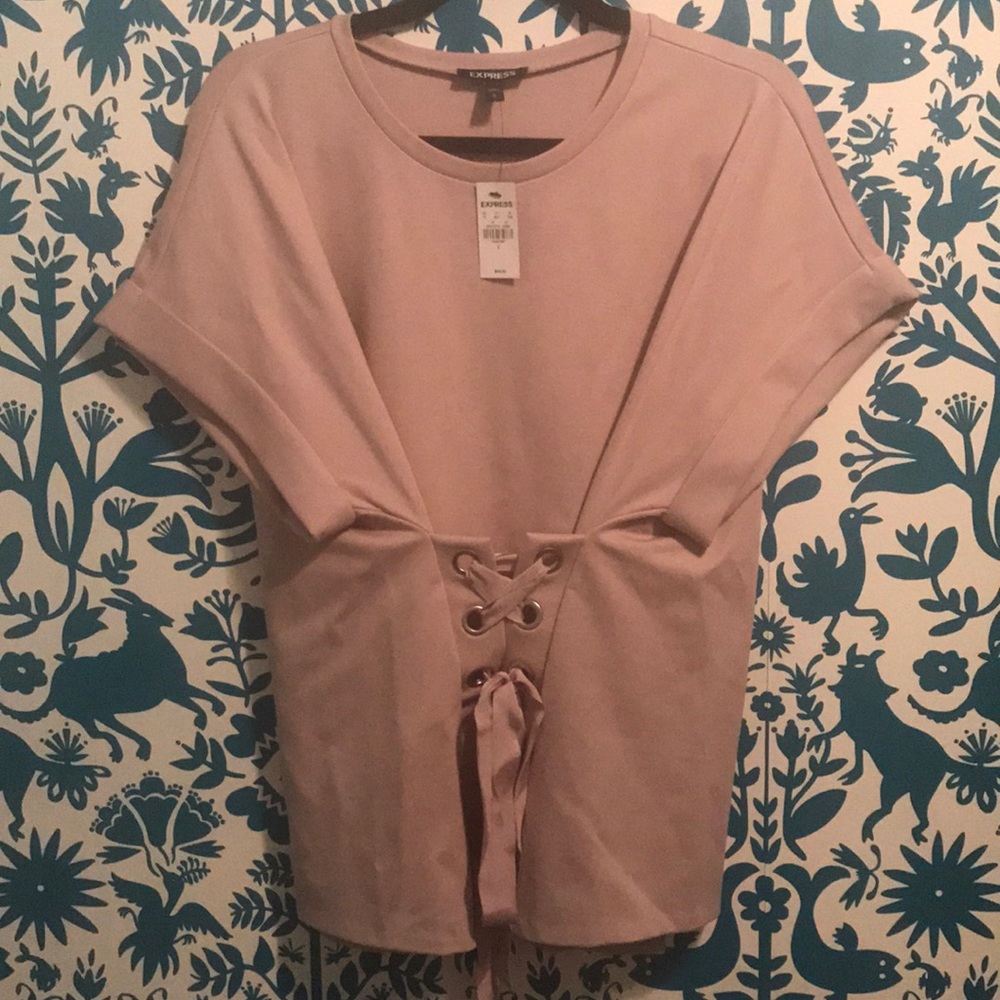 EXPRESS NWT BLUSH PINK TOP